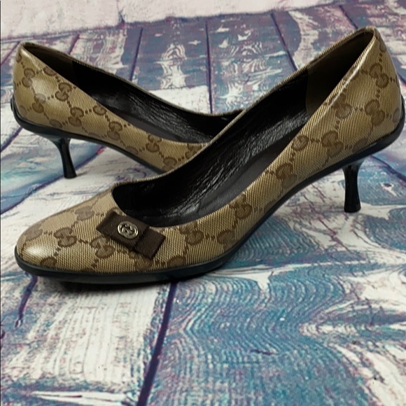 GUCCI Mono Crystal Coated Heel Shoes - Picture 2 of 8